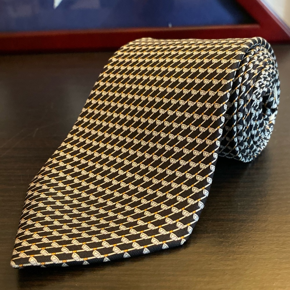 SOLD: Ferragamo Men’s Tie